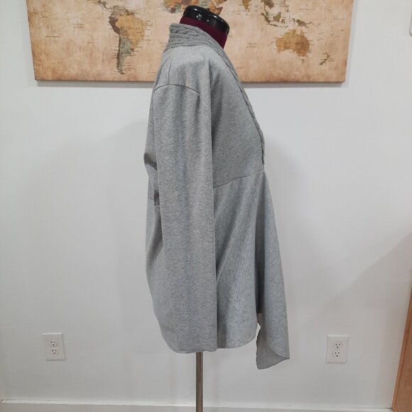 Cable knit buckle front sweater - Picture 2 of 10